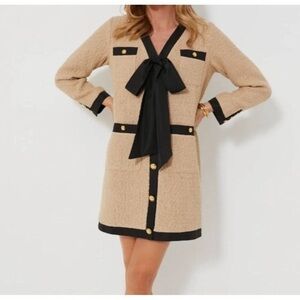 Pomander Place Beige Blazer with Black Trim